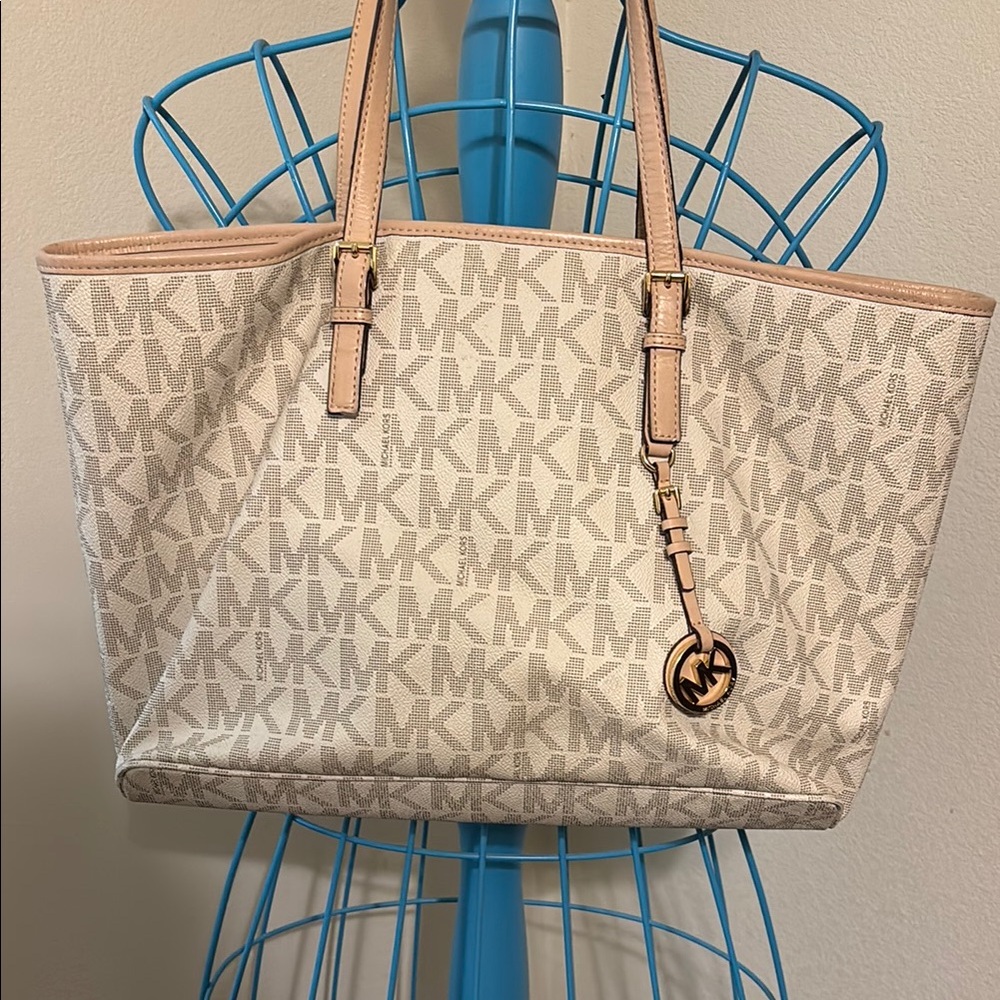 Michael Kors Beige Signature Tote Bag